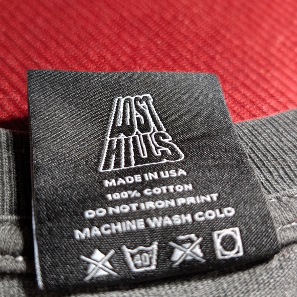 Lost Hills Graphic T Shirt Mens Large New With Tags( Authentic)!!! - Picture 4 of 6